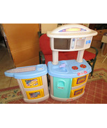 NO SHIPPING. Little Tikes Child Size TOY PLAY KITCHEN Preschool Vintage - £72.74 GBP