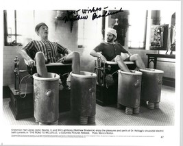 Matthew Broderick Signed Autographed &quot;The Road to Wellville&quot; Glossy 8x10 Photo - £31.26 GBP