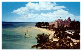 Waikiki Beach Royal Hawaiian Hotel Hawaii Postcard Posted 1960 - £11.80 GBP