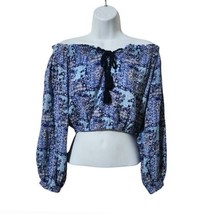 Floral Blue Crop Top Womens Size Medium Long Sleeve - $15.83