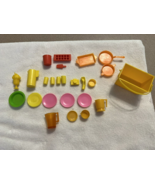 Lot Vtg Barbie Sindy Kitchen Dining Accessories Dishes Cups ice tray yellow - £12.42 GBP