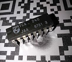 TCA240 DIP16 - Doubly balanced modulator demodulator - ORIGINAL Philips NOS - $5.62