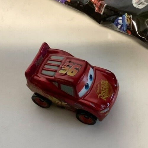 NEW Mattel FBG75 METALLIC LIGHTNING MCQUEEN Disney Pixar Cars Mini Racer Diecast - £8.83 GBP