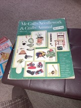 McCall&#39;s Needlework &amp; Crafts Annual Magazine 1955  Vol. VI Vintage - £4.63 GBP