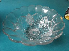 PRESSED GLASS MID CENTURY BOWL 6 X 10&quot; DIAM [*GL4] - $75.23