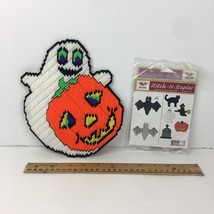 Vtg NIP Stitch n Staples Small Bat Halloween Yarn Craft w Finished Ghost Pumpkin - £9.08 GBP