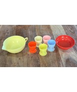 Vintage Set of  5 Plastic EMSA Multi-color Egg Cups, Bowl, And Pouring Bowl - €16,05 EUR