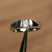 Anello di fidanzamento con diamante simulato a taglio rotondo da 1,00 ct... - £124.40 GBP