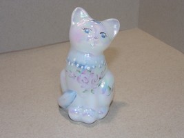 Fenton Iridized Milk Glass Kitten w/ Hand Painted Decoration  - £35.40 GBP
