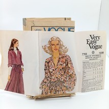 UNCUT Vintage Sewing PATTERN Vogue 7152, Very Easy Ladies 1970s Blouson ... - £13.68 GBP