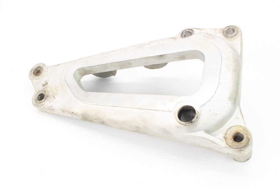 1981 Yamaha Virago 750 Right Front Foot Rest Peg Step Mount Bracket 9322 - $29.69