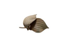 An item in the Jewelry & Watches category: Vintage Marvella gold tone abstract leaf brooch 