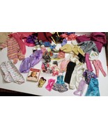 Doll Clothes, Shoes ,  and Accessories Lot - $448.16 MXN