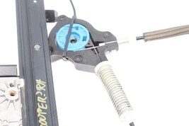 00-06 AUDI TT RIGHT PASSENGER SIDE DOOR WINDOW REGULATOR W/O MOTOR E6336 image 4