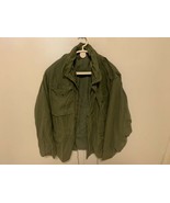 USGI  M65  FIELD JACKET/COAT    VIETNAM ERA   medium regular hooded cold... - $4,617.36 MXN