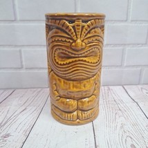 Germaine&#39;s Luau Hawaii Tiki 2010 KC Ceramic Mug Cup Tropical Brown - $209.37 MXN
