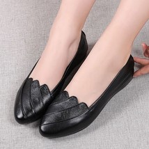 Plus size 41 42 43 leather women flats  trendy black falts female slip-on loafer - £30.82 GBP