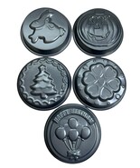 Holiday Cake Pans Set 5 Seasonal Birthday Hearts Halloween Easter Christ... - €23,08 EUR Holiday Cake Pans Set 5 Seasonal Birthday Hearts Halloween Easter Christ... - €23,08 EUR