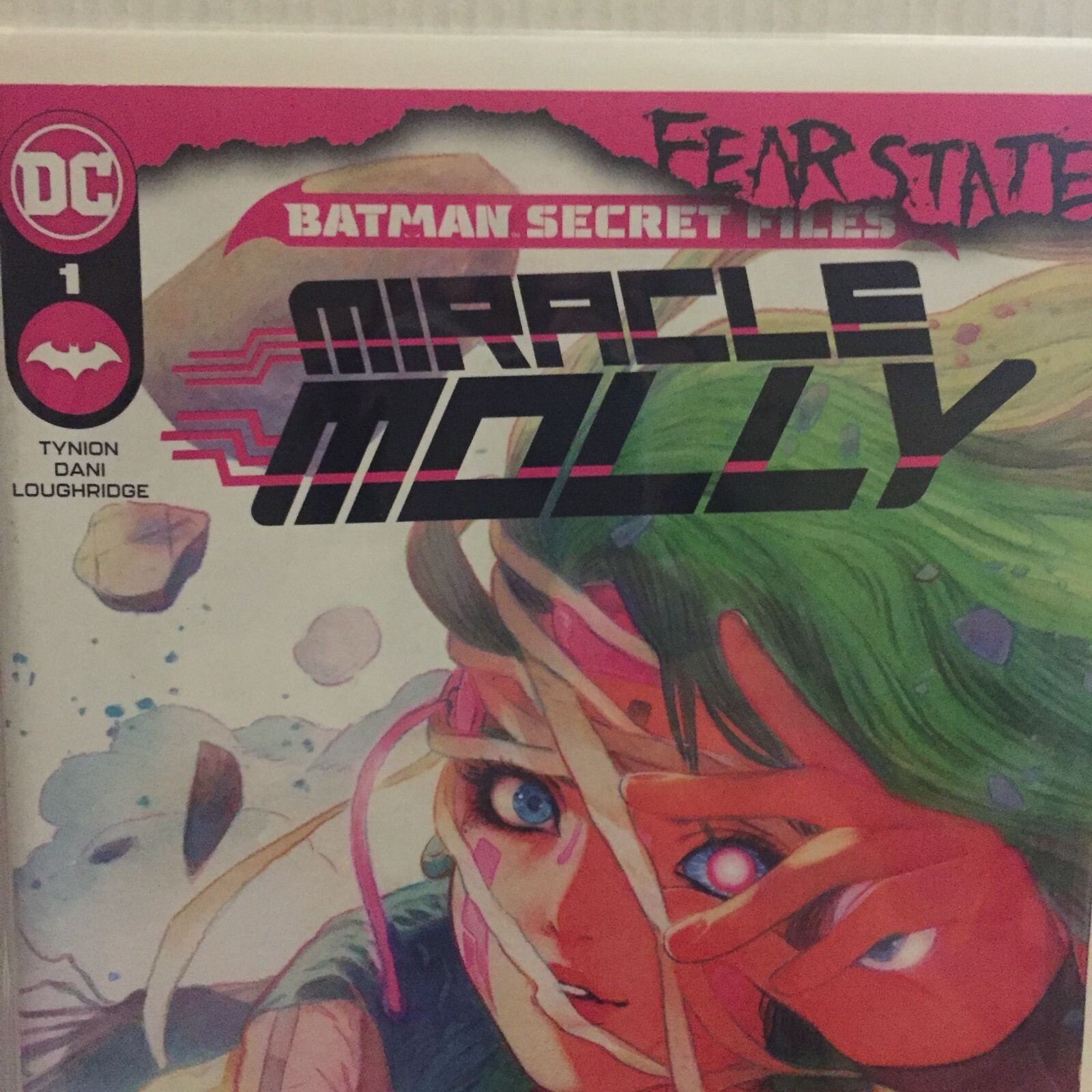 2022 DC Comics Batman Secret Files Miracle Molly #1 Item image 3