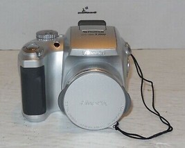 Fujifilm FinePix S Series S3000 3.2MP Digital Camera - Silver - £38.51 GBP