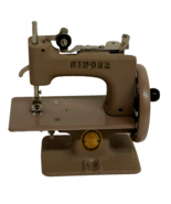 Singer 20 Sewhandy Toy Childs Sewing Machine 1950’s Beige  Made In G.B. - $94.76 CAD