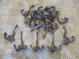 10 Rustic Coat Hooks Cast Iron Hat Wall Mounted School Farmhouse Towel Bath Hall - $24.99