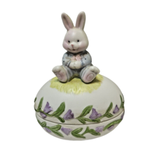 Vintage Easter Bunny on Egg Trinket Box Porcelain Handpainted Decoration 5 x 4&quot; - £9.74 GBP