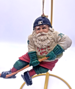 Hockey Playing Santa Claus Christmas Ornament Sports 3.5&quot; - €20,25 EUR