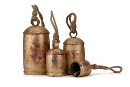 Vivanta Decorative Cow Bells with Jute Hanging Rope, Bells for Door &amp; Door Knob, - £38.87 GBP