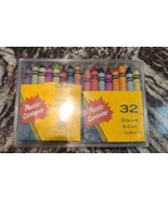 Vintage Box of 32 Crayola Crayons in Plastic Container Binney &amp; Smith 32P - £8.33 GBP
