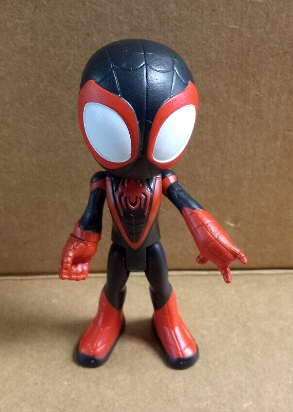 Spider-Man 2021 4" Black Suit Vinyl Articulated Figure Marvel Hasbro - $4.99