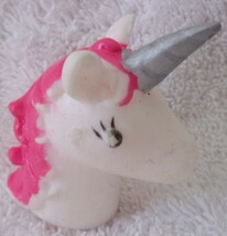 Unicorn Rubber Finger Puppet - €4,36 EUR