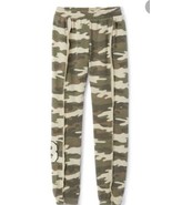 LG (12) Butter Super Soft GIRL’S CAMO MINERAL WASH FLEECE PANT BNWTS $42.00 - $380.98 MXN