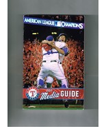 2011 Texas Rangers Media Guide MLB Baseball Hamilton Young Cruz Beltré M... - $667.29 MXN