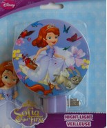 Sofia the First Plug In Night Light  - $140.09 MXN