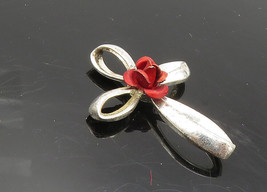 925 Sterling Silver - Petite Shiny Rose Flower Religious Cross Pendant - PT7843 - £28.54 GBP
