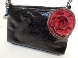 Victoria&#39;s Secret Black Patent Mini Wristlet With Red Bow 8.5LX 5T 2D - £15.55 GBP