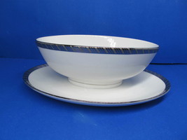 Rosenthal Gloriette Platin Gravy Boat With Attached Underplate Germany See Descr - $19.00