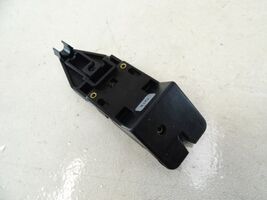 Mercedes R230 SL55 SL500 latch, glovebox lock 2306800384 - $777.15 MXN