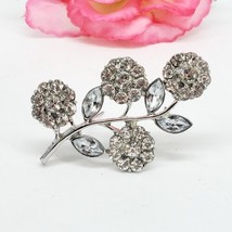 Vintage Clear Glass &amp; Lucite Rhinestone Flower Brooch Silver Tone Pin - £13.33 GBP