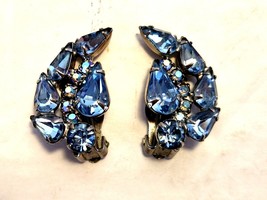Weiss Clip Earrings Powder Blue Rhinestones Silver Tone Setting Vintage ... - $24.95