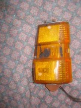 1979 Pontiac Parisienne Corner Marker Turn Signal Light Right Oem Used Cracked - £70.08 GBP