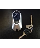 Mercedes-Benz OEM Smart Key Fob Remote KR55WK49144 – Part No. A2127600706 - $1,270.11 MXN