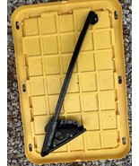 2009 Nissan 370Z Door Gusset Bracket Window Track Black Left Driver - $741.12 MXN