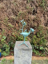 Bird Nest – Bronze Sculpture. 18x18x40cm - 2.4Kg - $492.90 CAD