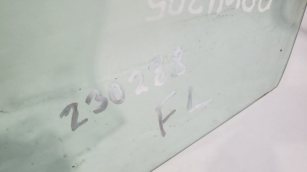Front Left Door Glass OEM 2015 2016 2017 2018 2019 2020 Nissan Rogue  Item image 4