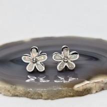 Signed 925 Sterling Silver Opal Inlay Flower Pierced Earrings Studds - £15.67 GBP