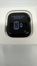 Apple Watch Series 7 45mm Midnight Aluminum Mid Sport Band GPS. - $4,365.04 MXN