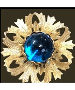 Blue Glass Stone Marble Flower Gold Tone Brooch Pin 1.5 Diameter Vintage - $24.92