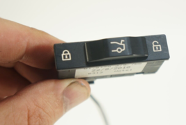 2011-2013 bmw 535i 550i  trunk lock close button switch control lift - €16,95 EUR